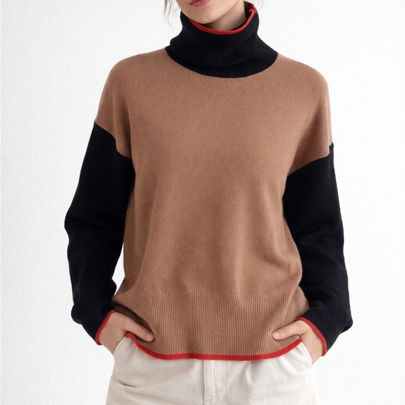 Tahari Sweaters - Tahari Colorblock Cowlneck Sweater in Camel, Black and Red Trim size M